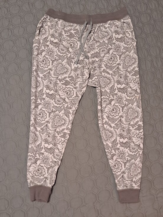 Vera Bradley Pants - Vera Bradley Floral Paisley Drawstring Jogger Pants - Taupe & Cream Size M